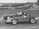 [thumbnail of 1958 french gp - juan manuel fangio (maserati), stirling moss (vanwall).jpg]